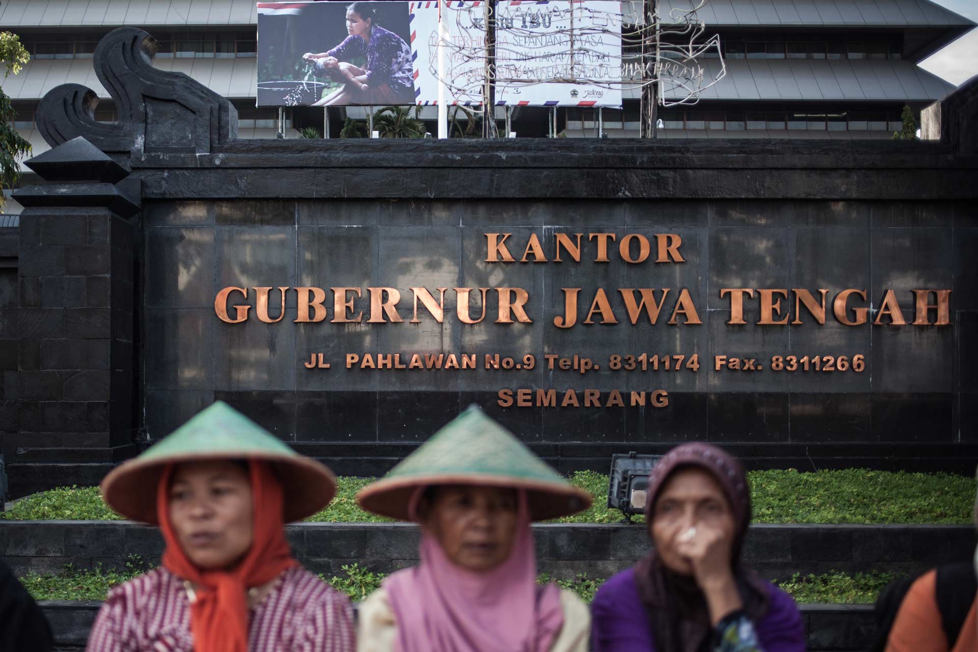 Standing for Kendeng